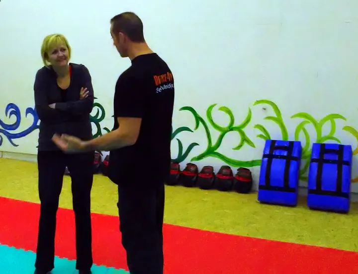 DEFENCE4YOU Selbstverteidigung — kampfsport-studio in Solingen — 4