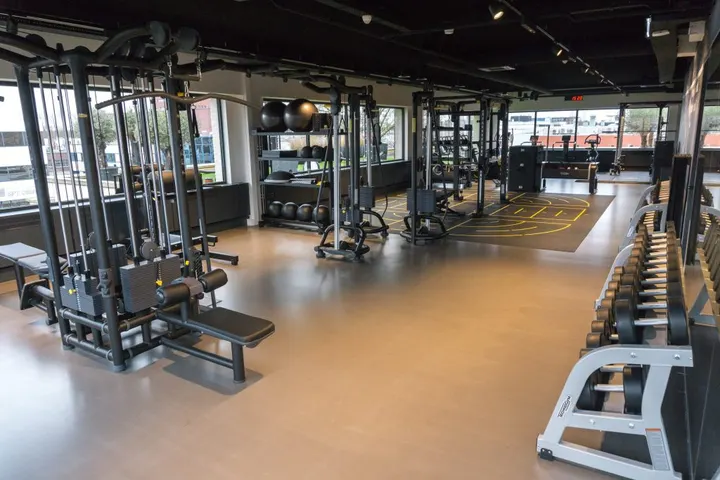 AT The Gym — Personal training in Snel en Polanen, Woerden