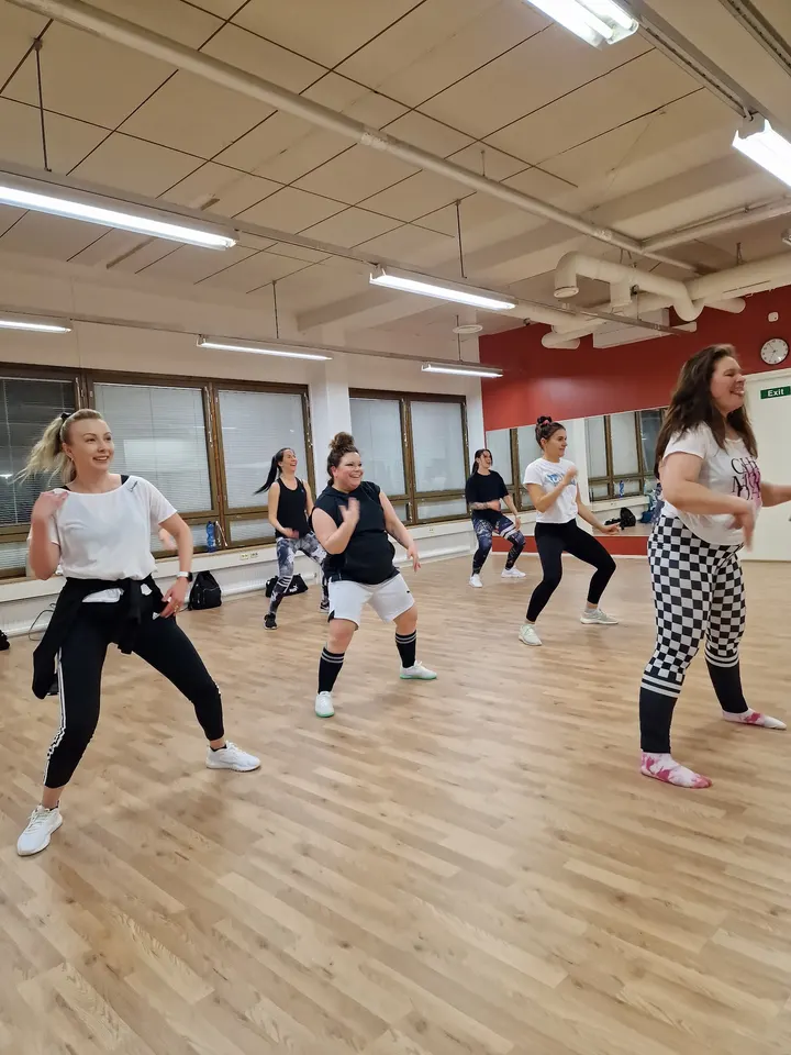 Tanssikoulu Shufflers Myyrmäki — Tanssi – Vantaa