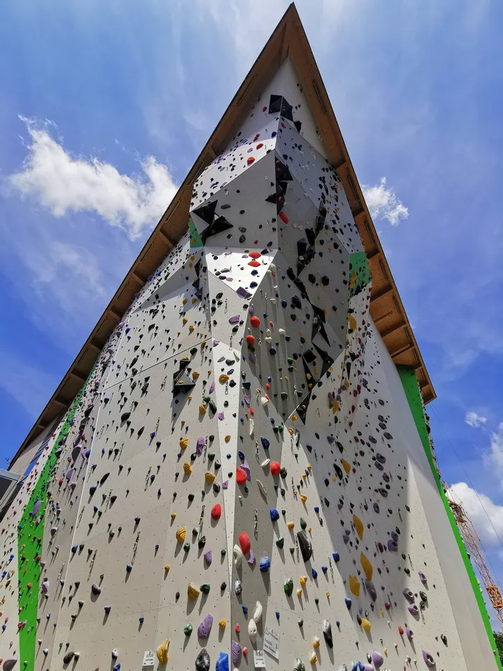 Kletter- und Vereinszentrum — Bouldern in Sebaldussiedlung, Erlangen