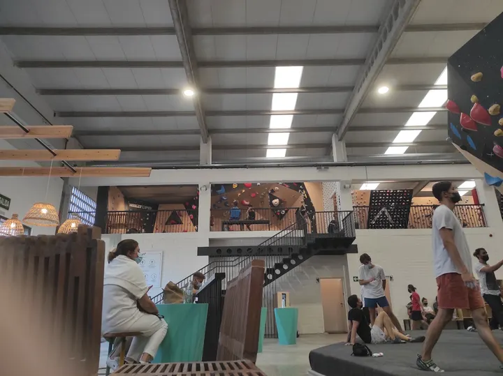 Hangar 4 — Boulder en As Regas, A Coruña