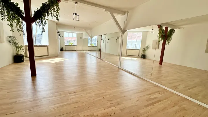 Inflow Studio — yoga-studio i Nørrebro, København — 2
