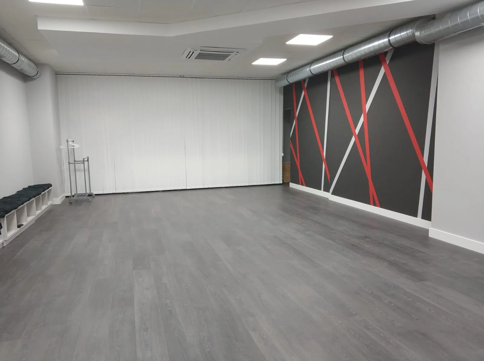 Pilar Leiva Escuela De Danzas — baile-studio en Kurtzea — 2