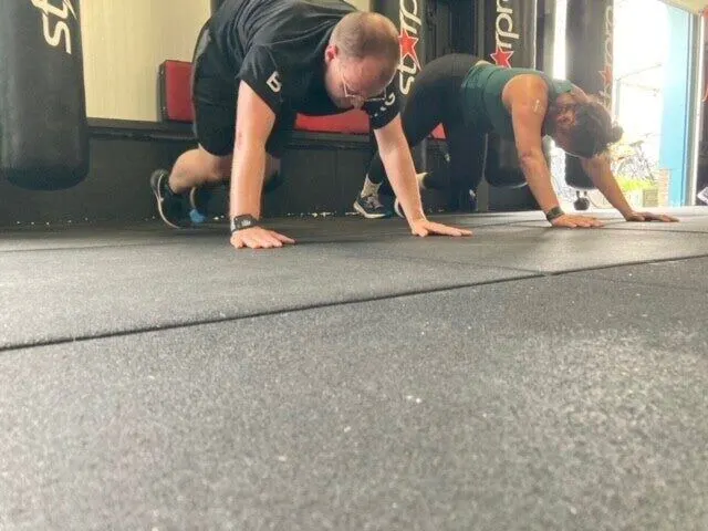 Trainingsloods — sportschool-studio in Ede — 4