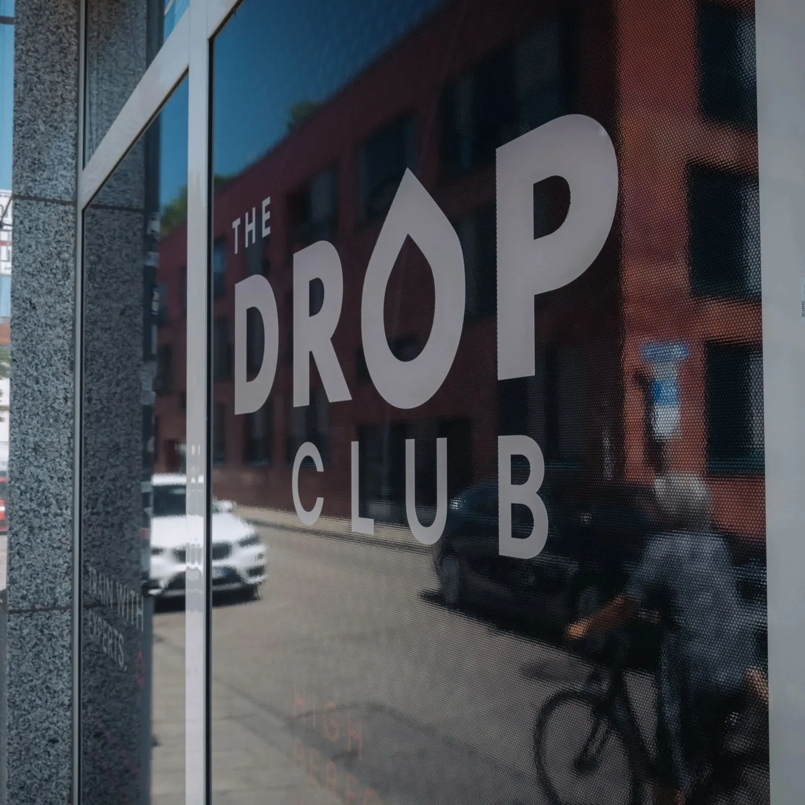 THE DROP CLUB — träningsstudio i München — 2