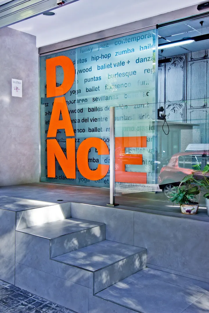 ESCUELA DE DANZA ESTHER MORTES — baile-studio en Valencia — 4