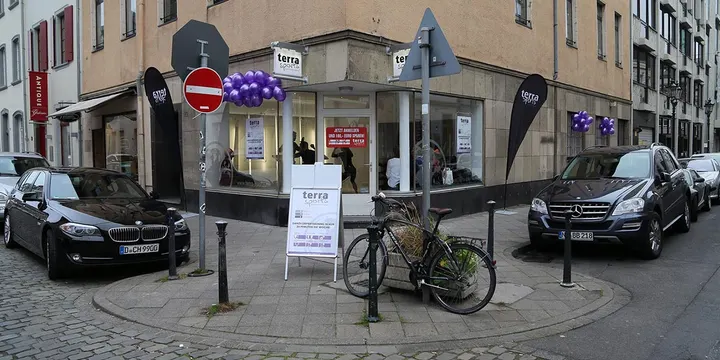 terra sports Düsseldorf Altstadt - EMS Training — HIIT in Carlstadt, Düsseldorf