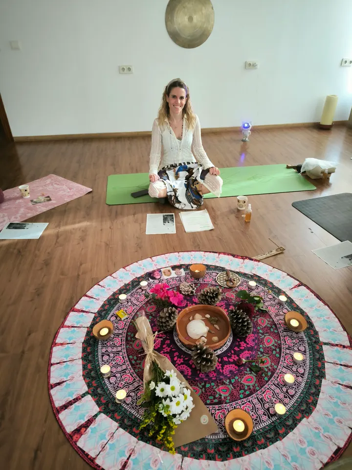 Melkart - Living Yoga Chiclana — Yoga en Chiclana de la Frontera