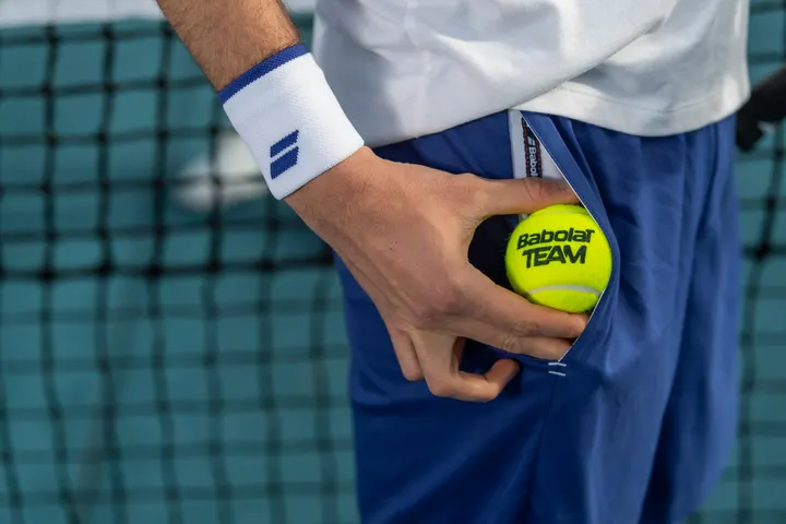TopSpinPlaza — Sportschool in Heer Oudelands' Ambacht, Zwijndrecht