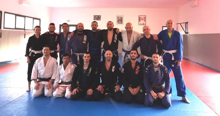 JJB Toulon | Jiu Jitsu Brésilien | Team BTR — jjb-studio au Revest-les-Eaux — 3
