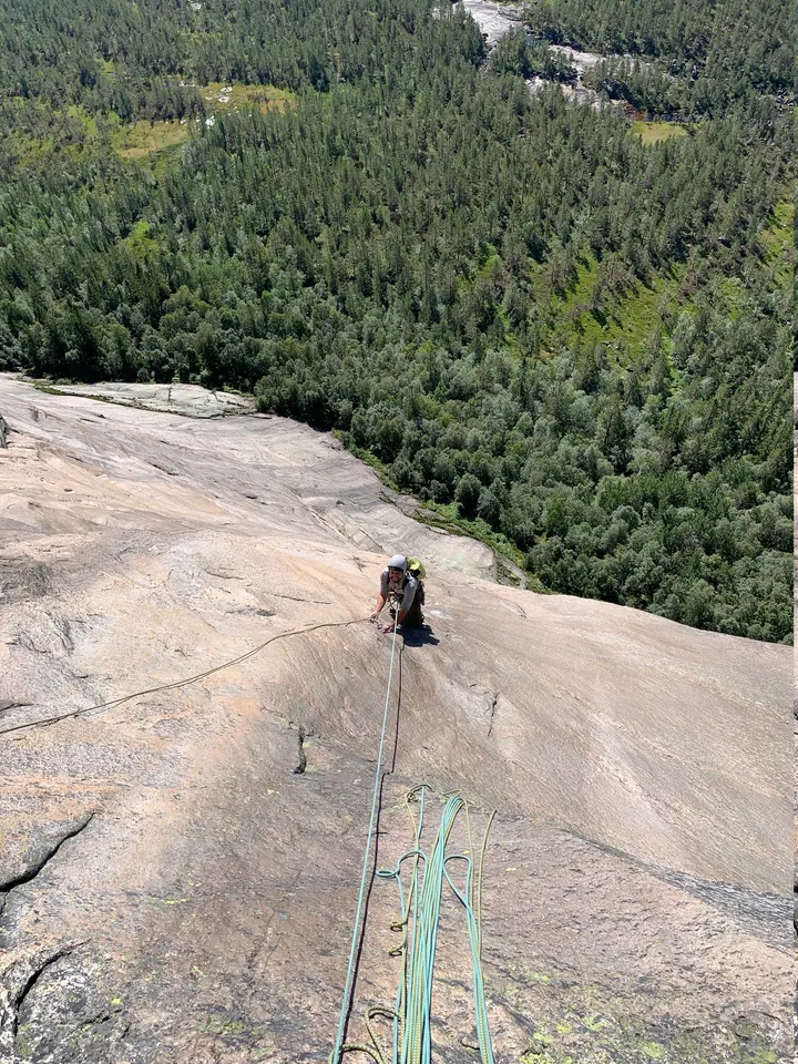 Vertikalverket — klättring-studio i Munkedal — 5