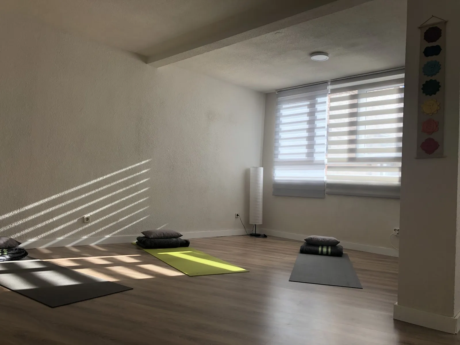 Yoga en Móstoles - Respira Yoga — yoga-studio en Móstoles — 2