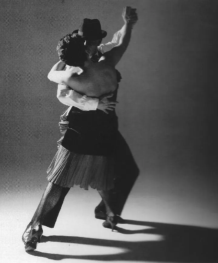 Cours de danse Mazurelle-Clanet — danse-studio à Toulouse — 3