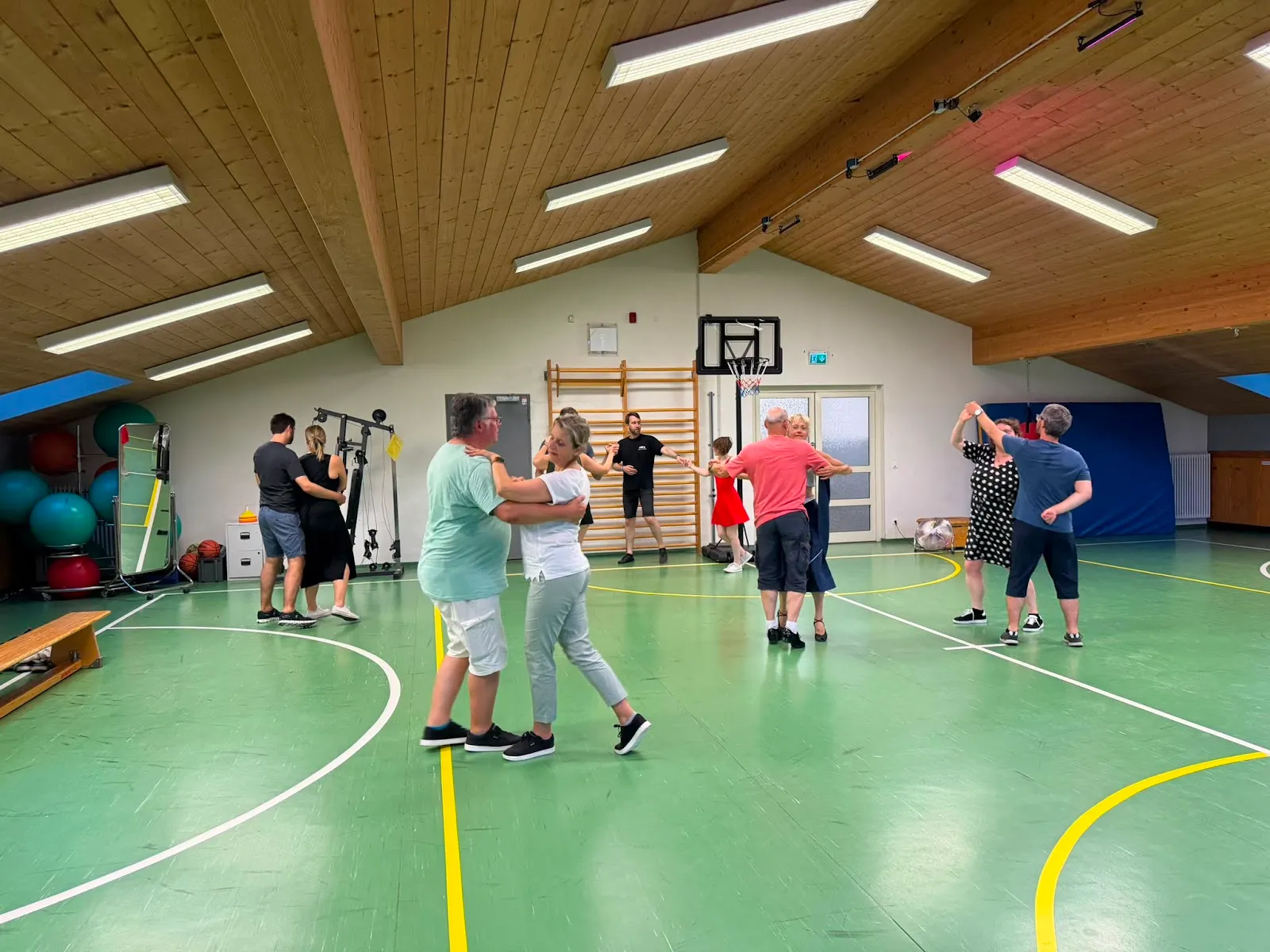 tanzen2go Tanzschule |Tanzkurs Erwachsene - Kindertanzen — tanz-studio in Pasing, München — 2
