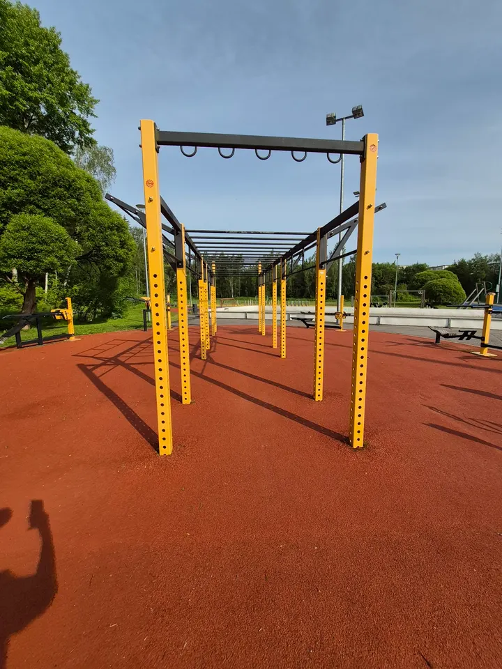Lassilan ulkokuntosali — fitnessstudio – Helsinki — 5