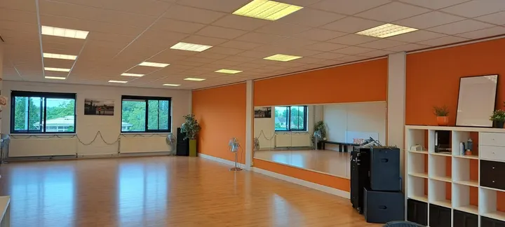 TotallyZouk & TotallyLatin — Dans in Schieweg, Delft