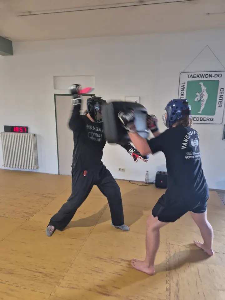 Watch Your Six — Kampfsport in Friedberg