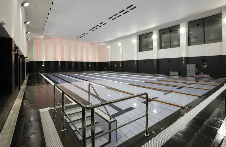 Spazio Fitness Reebok Granada — estudio de fitness-studio en Jun — 2