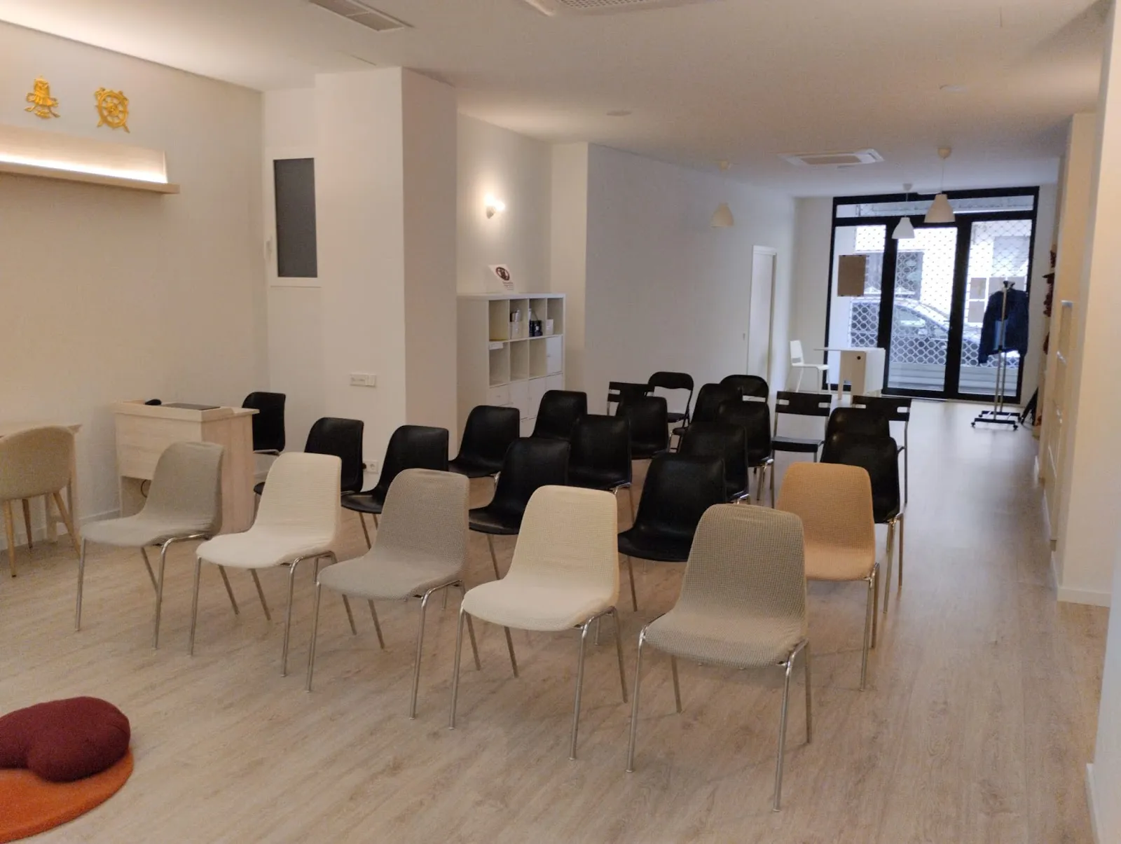 KMC Valencia - Centro de Meditación Kadampa — meditación-studio en Valencia — 3