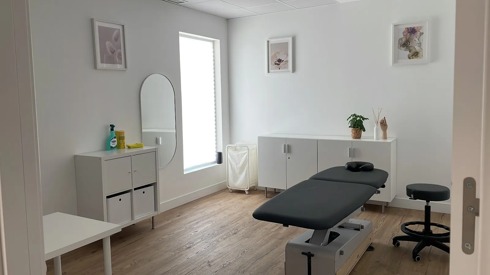 Clínica Fages. Fisioterapia, traumatología, podologia, pilates y medicina estética — pilates-studio en Fuenlabrada — 3