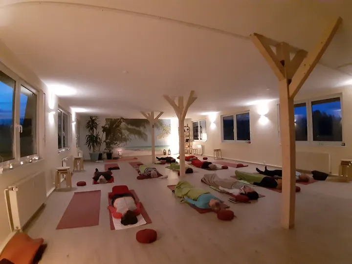 Yoga Evolution Evelin Ball Zeit für dich! — yoga-studio in Siegmar, Chemnitz — 3