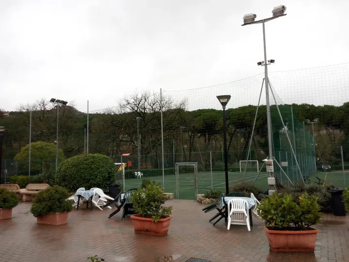 Piscina Giardini Thebris Perugia — pilates-studio a Perugia — 2
