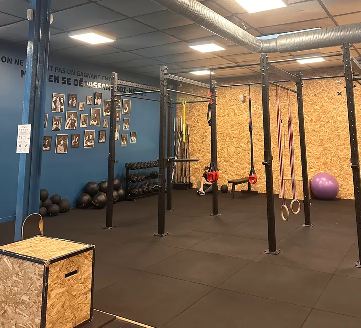 Le Spot — salle de fitness-studio à Terval — 5