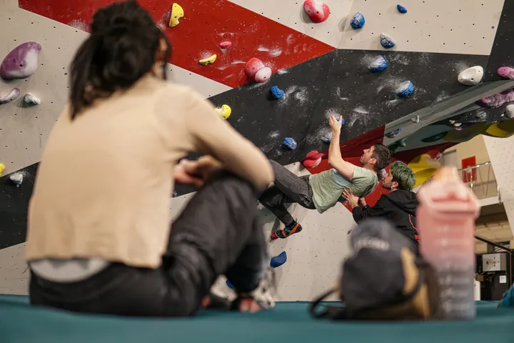 Neoliet Boulderbar Essen — Climbing in Holsterhausen, Essen