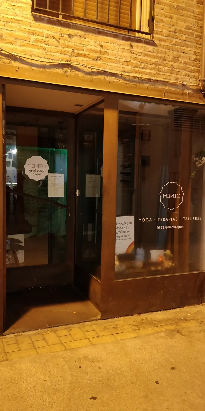 Mento - Estudio De Yoga — yoga-studio en Zaragoza — 3