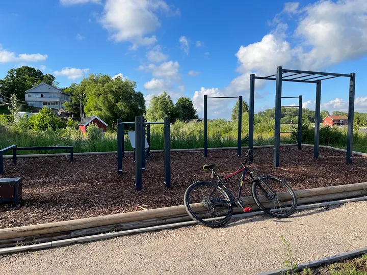 Outdoor gymnastics — Treningsstudio i Smertu, Fredrikstad