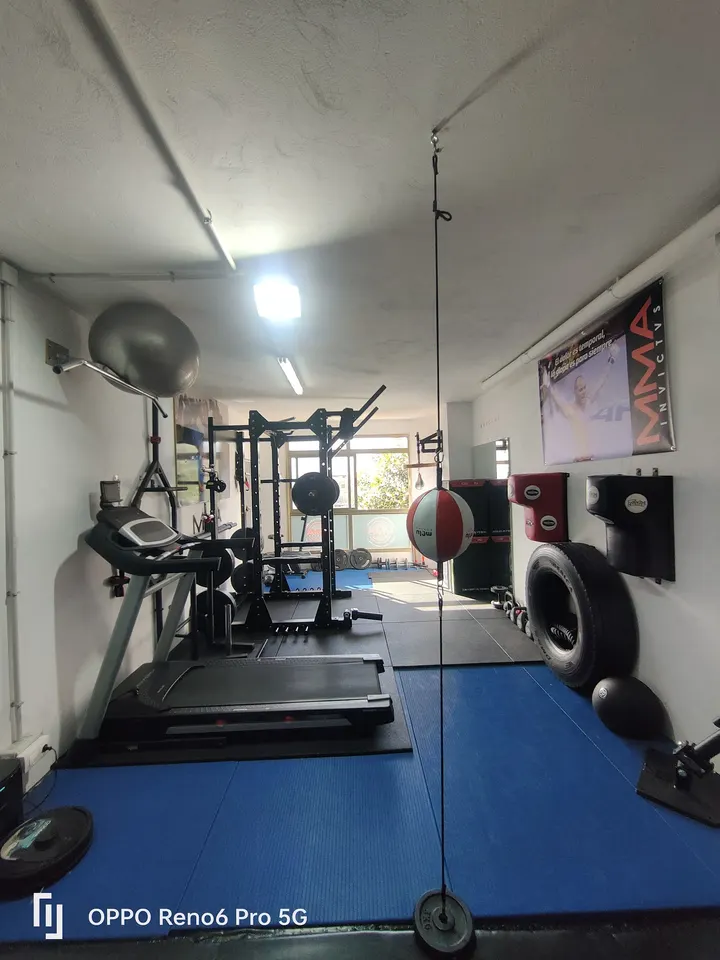 Mma club invictvs — Artes marciales en Vecindario