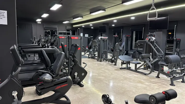 Aesthetic Luxury Fitness Club — palestre-studio a Borgo-Sanzio, Catania — 2