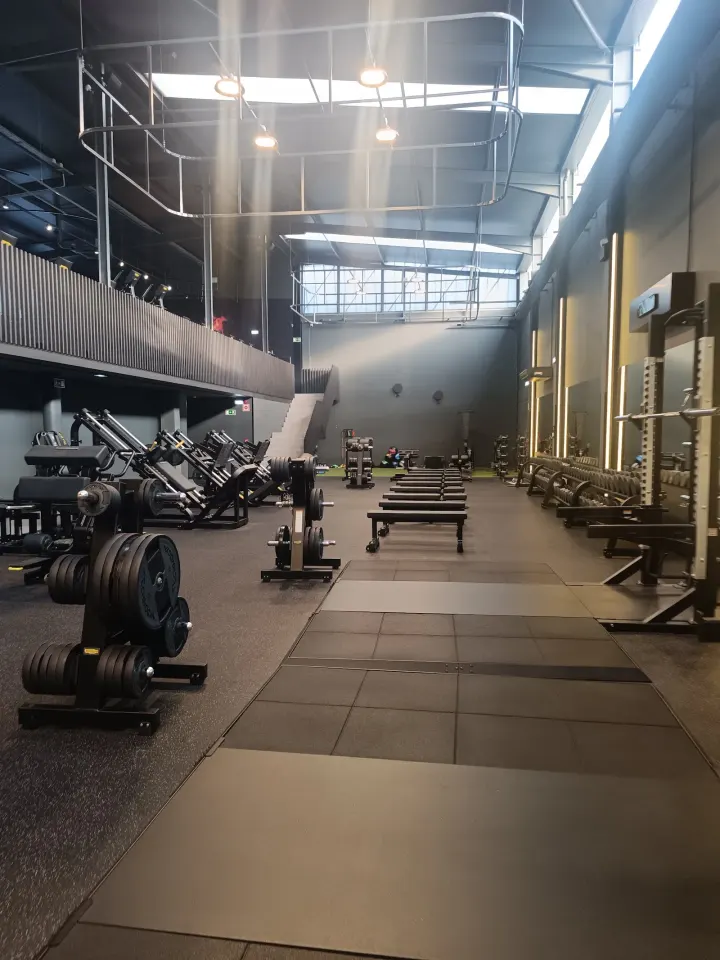 Sports Place N206 N30 fração H — Ginásio em Guimarães