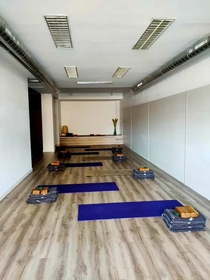 Dharma Yoga Salamanca — yoga-studio en San Bernardo, Salamanca — 2