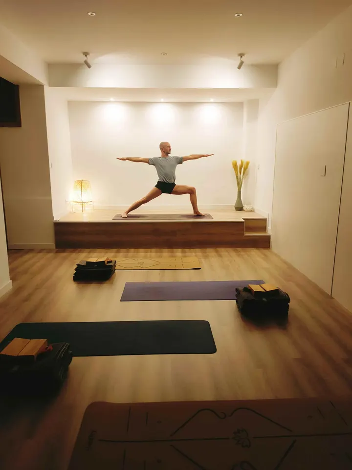Dharma Yoga Salamanca — yoga-studio en Salamanca — 3