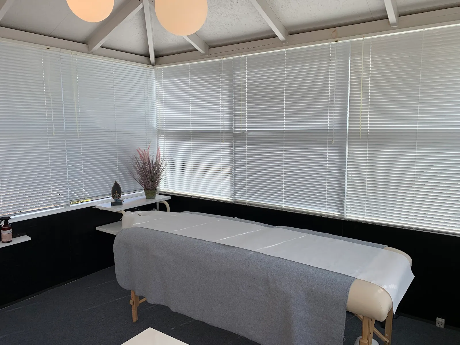 Yogis4Life - Yoga I Cupping I Vejrtrækning — yoga-studio i Herning — 5