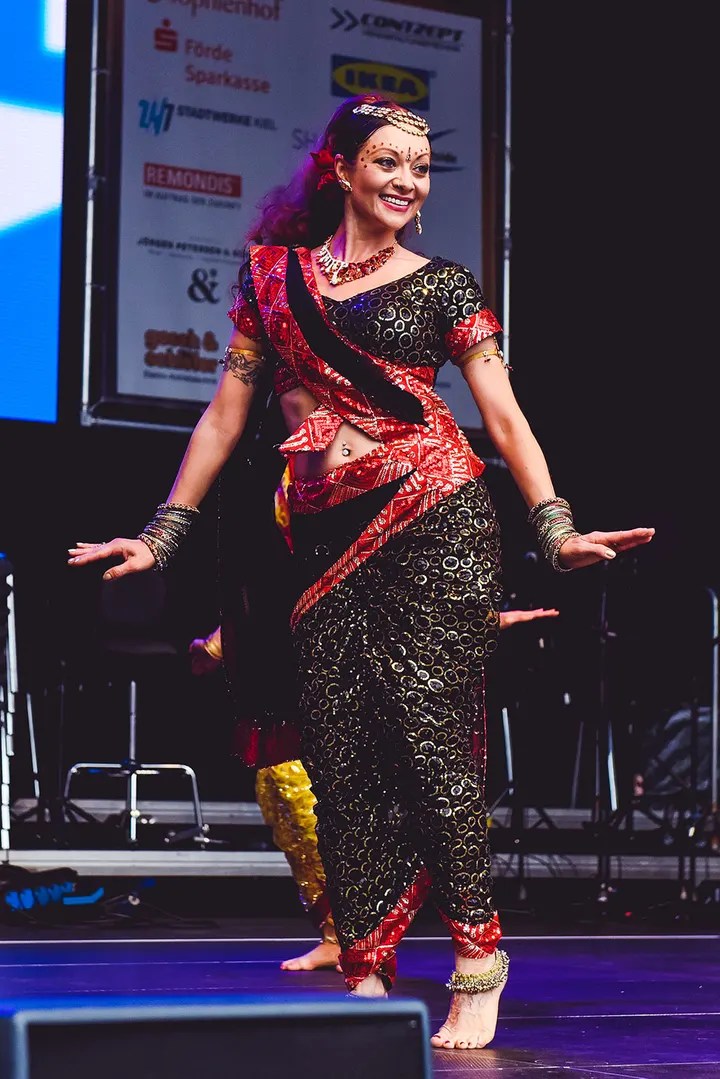 Pari Productions - Bollywood Dance — Dance in Altona-Nord, Hamburg