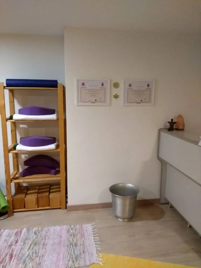 CENTRO DE YOGA INTEGRAL MAHADEVA — yoga-studio en Tafalla — 3