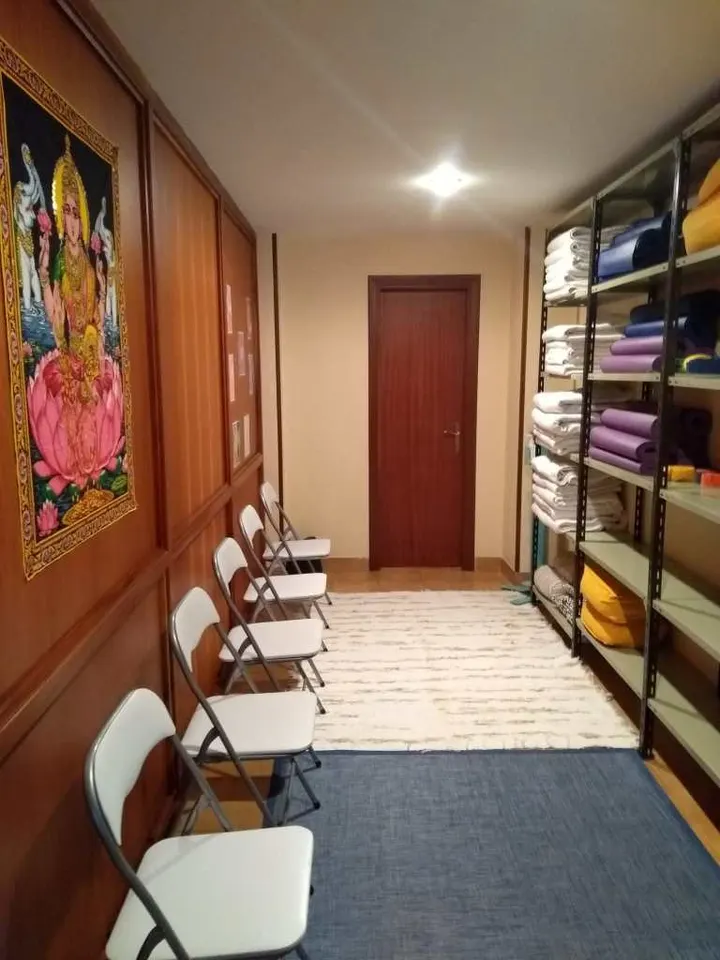 CENTRO DE YOGA INTEGRAL MAHADEVA — yoga-studio en Tafalla — 4