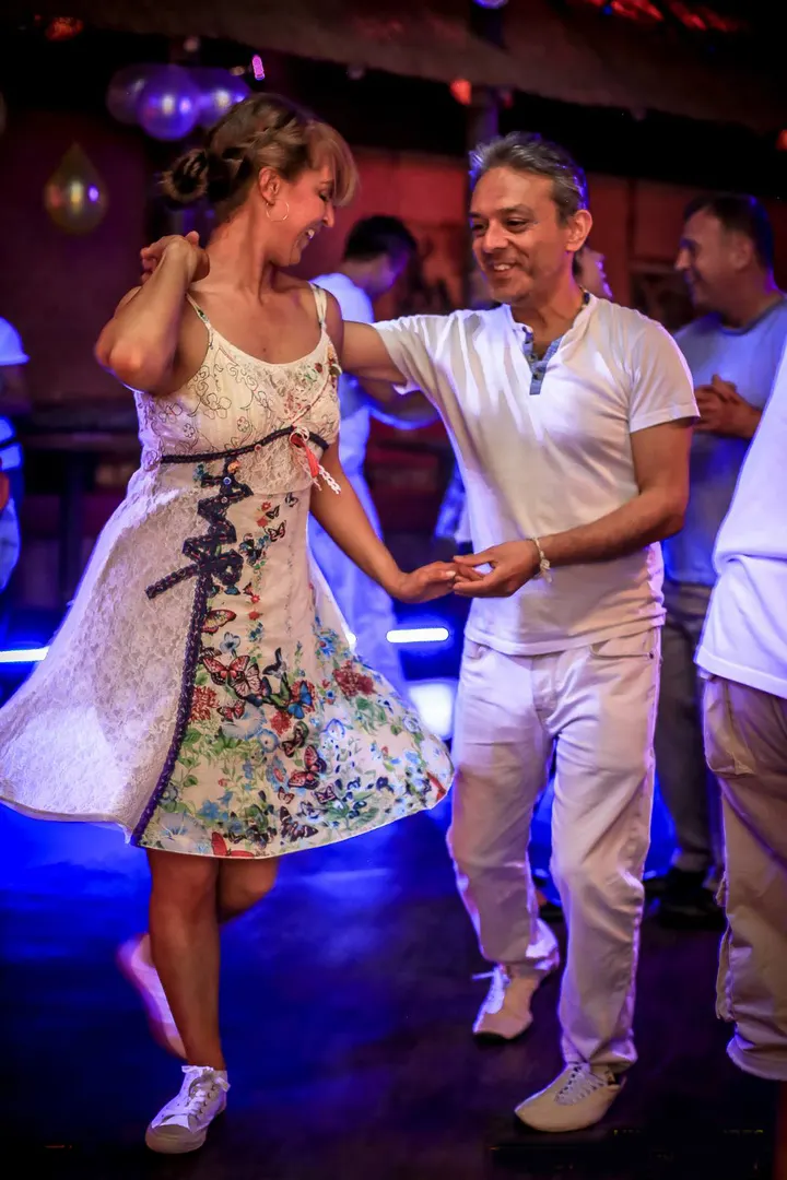 Salsa Buena Rhiwbina Recreation — dance-studio in Cardiff — 4
