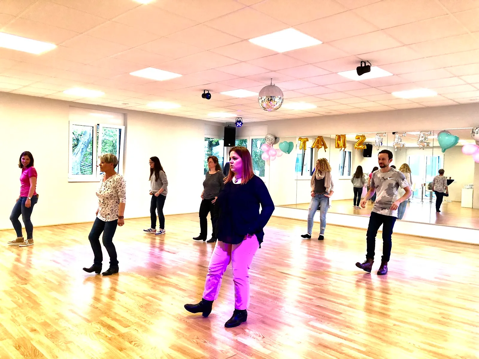 Tanzschule Tanzfee - Tanzkurse & Party - Event - Location — tanz-studio in Nordheim — 2