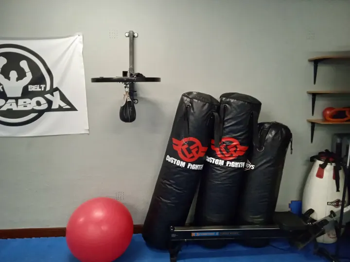 Black Belt Club — artes marciales-studio en Andra Mari — 2