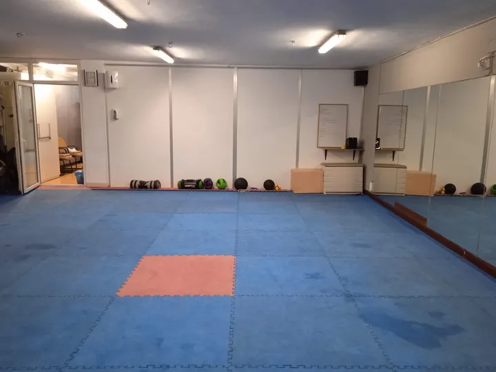 Black Belt Club — artes marciales-studio en Andra Mari — 3