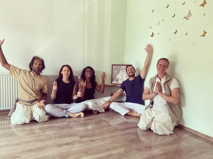 Isha Hatha Yoga — yoga-studio in Bremen — 3