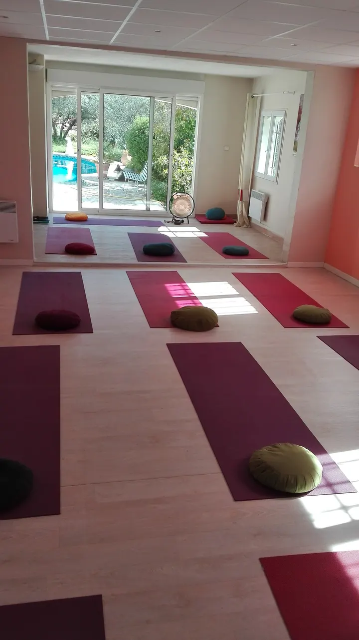 ARIA YOGA — Yoga à Aubagne