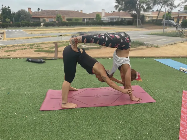 Yoga Lasfloresbailan — yoga-studio en Bollullos de la Mitación — 3