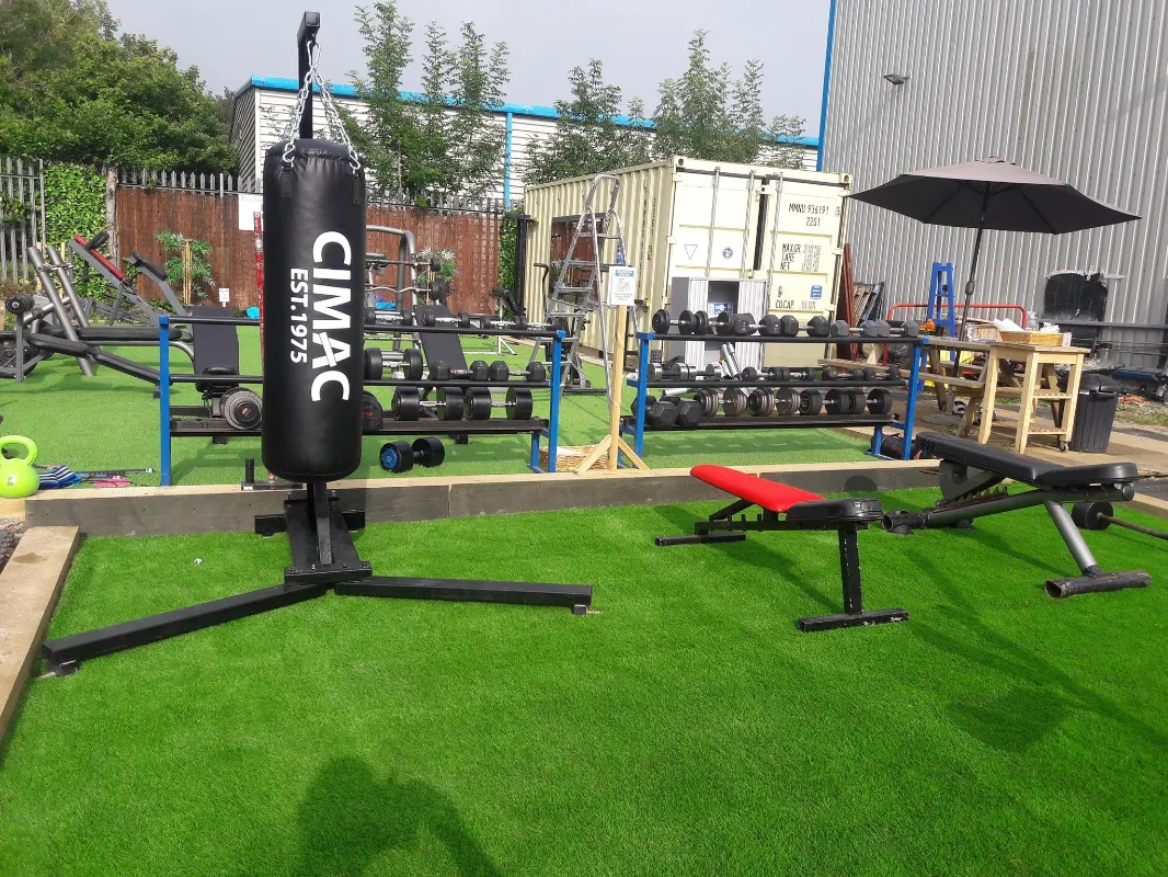 POW's GYM — fitness studio in Bridgend — 2