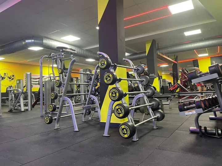 No Limit Fitness 2022 (GYM) — estudio de fitness-studio en Fuengirola — 5