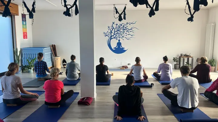 Centri Yoga Hari-Om Sede di — yoga-studio a Pontesecco, Ponteranica — 2