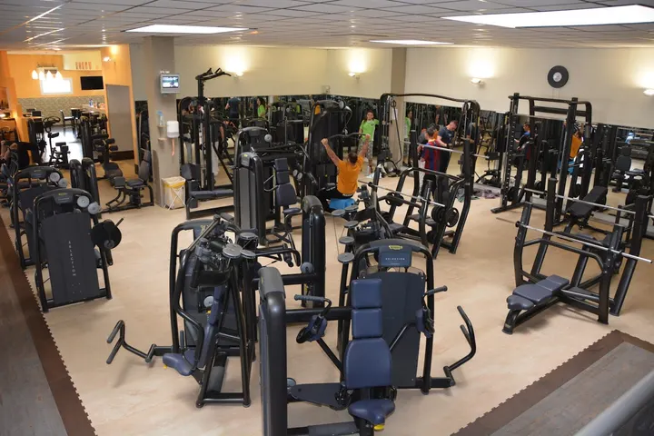 Paradiform — salle de fitness-studio à Fontenay-le-Vicomte — 3